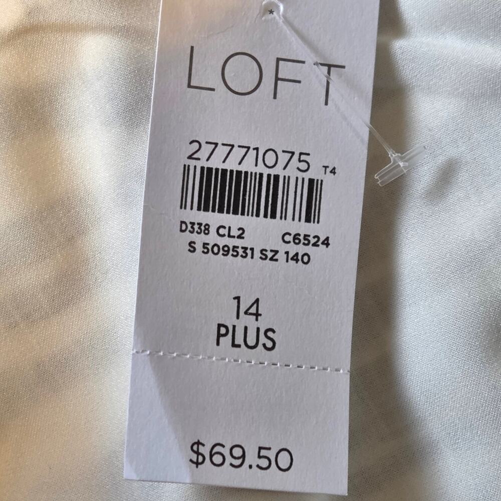 Loft Plus NWT Mini Skirt sz 14 Lined, straight pencil, textured, cotton spandex - Picture 4 of 10